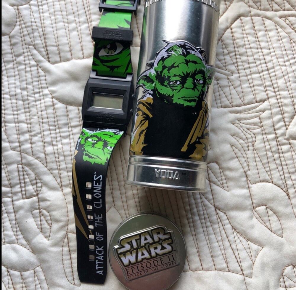 2005 STAR WARS YODA - COUNT DOOKU LOGO WATCH GREAT FOR ANY COLLECTION!